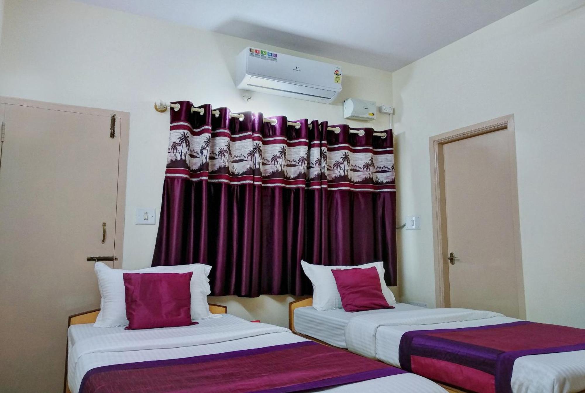OYO 10476 Shree Mookambika Guest House Bangalore Buitenkant foto